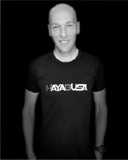 Streetwear - Custom skydiving suits and gear